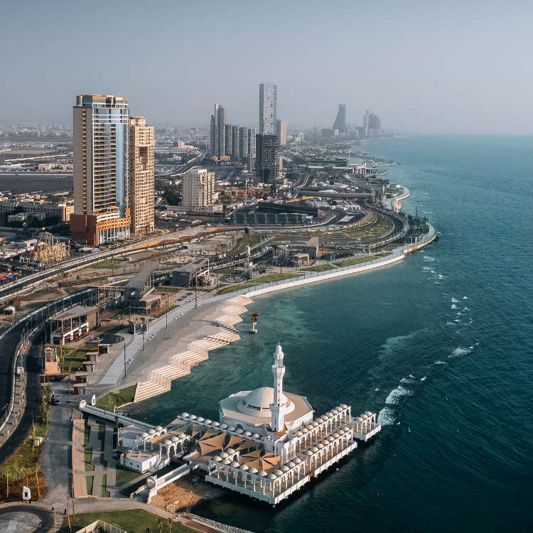 corniche in jeddah