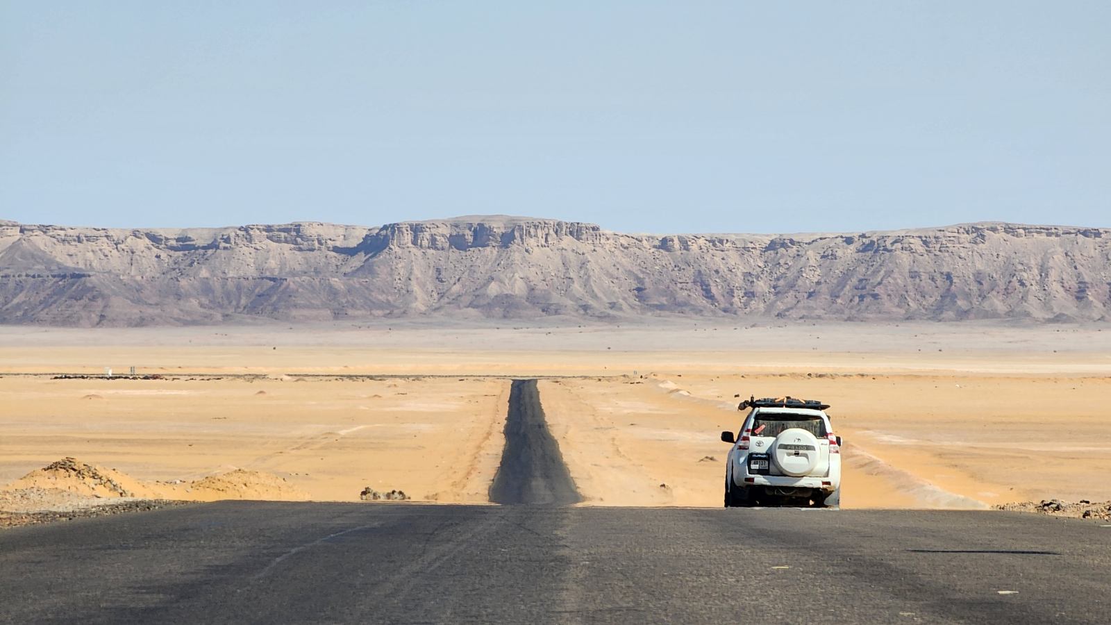 Travelling in Saudi Arabia on a self-drive journey through desert landscapes